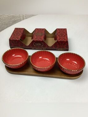 Dahlia 4 Piece Serving 3 Red Gold Rim Bowls Wood Tray Gift New In Box